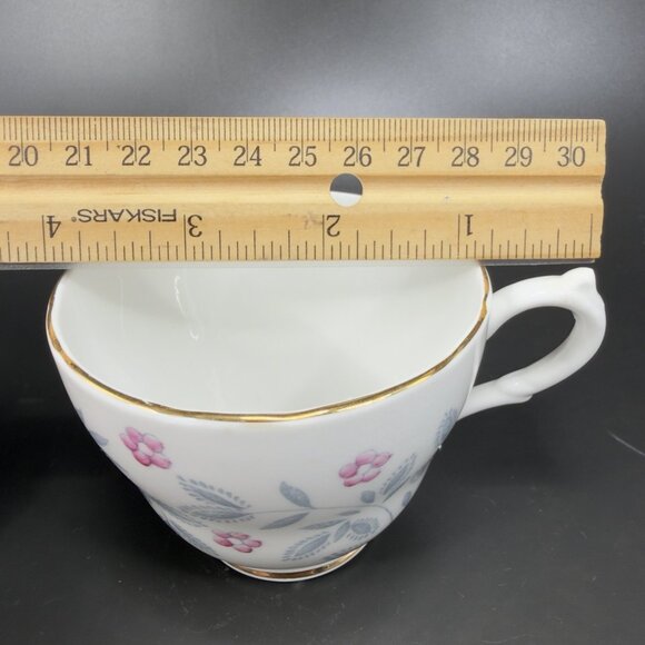 Vintage English Castle Bone China Porcelain Teacup Saucer Set England Teacup Set - Picture 4 of 10